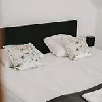 Widokówka Kudłacze Z Jacuzzi Alojamento de Turismo Selvagem *
